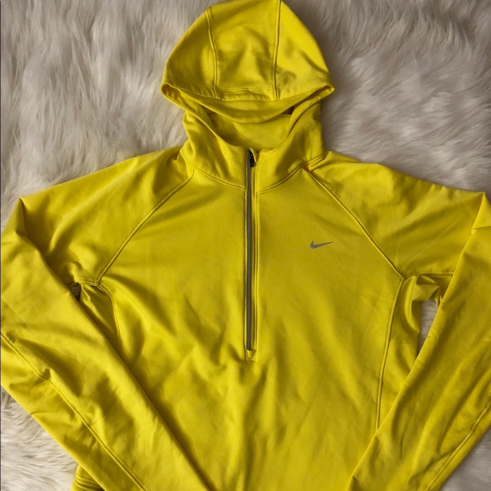 🚫SOLD🚫 Nike Dri-fit Thermal Jacket - Picture 6 of 8